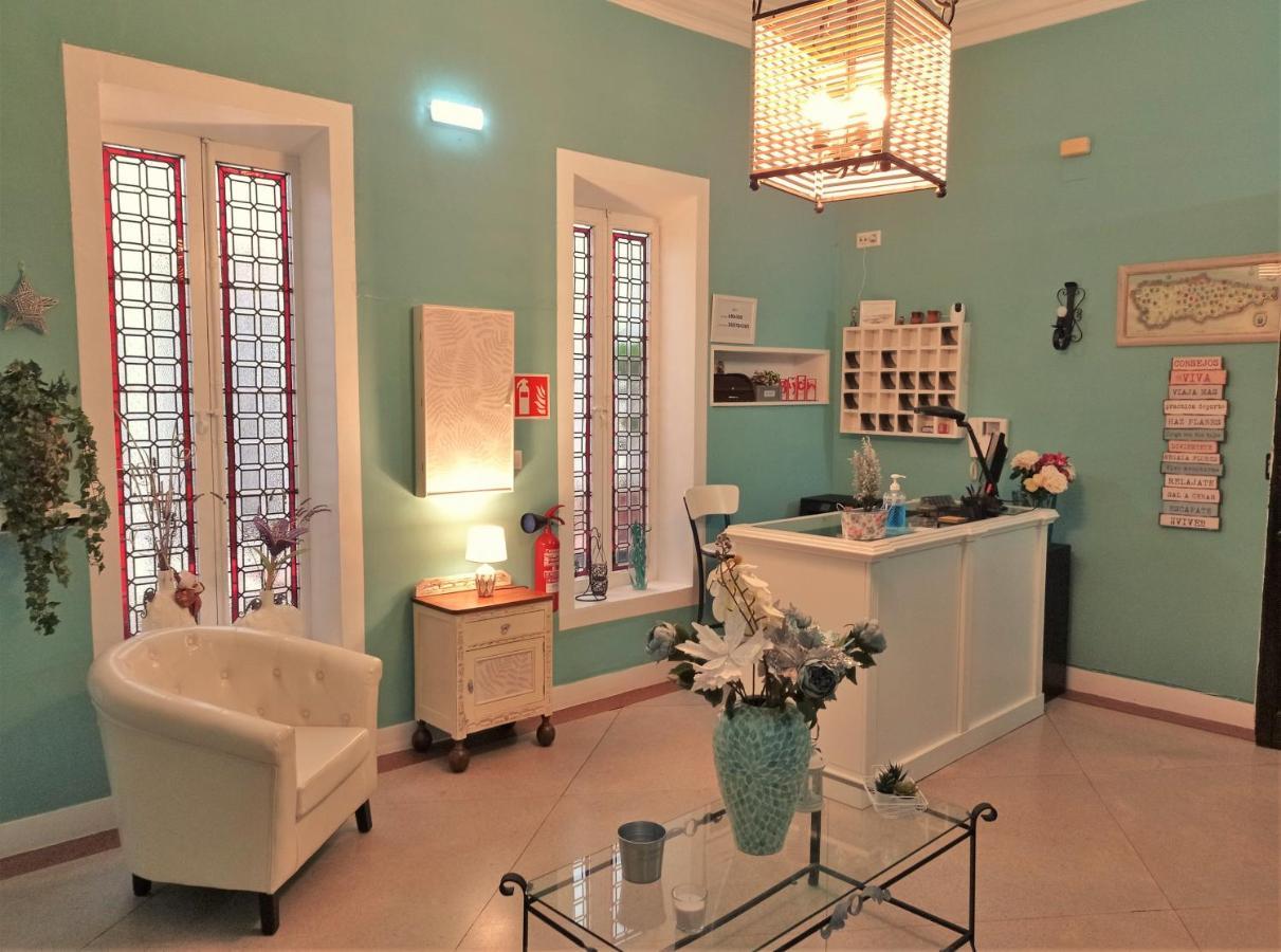 Hospedaje Don Pelayo Gijon Bagian luar foto