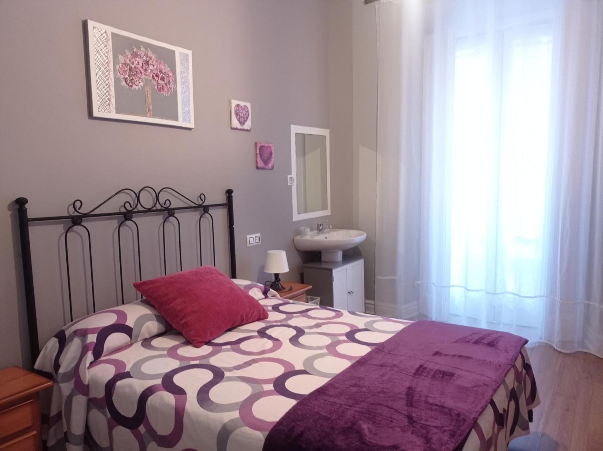 Hospedaje Don Pelayo Gijon Ruang foto
