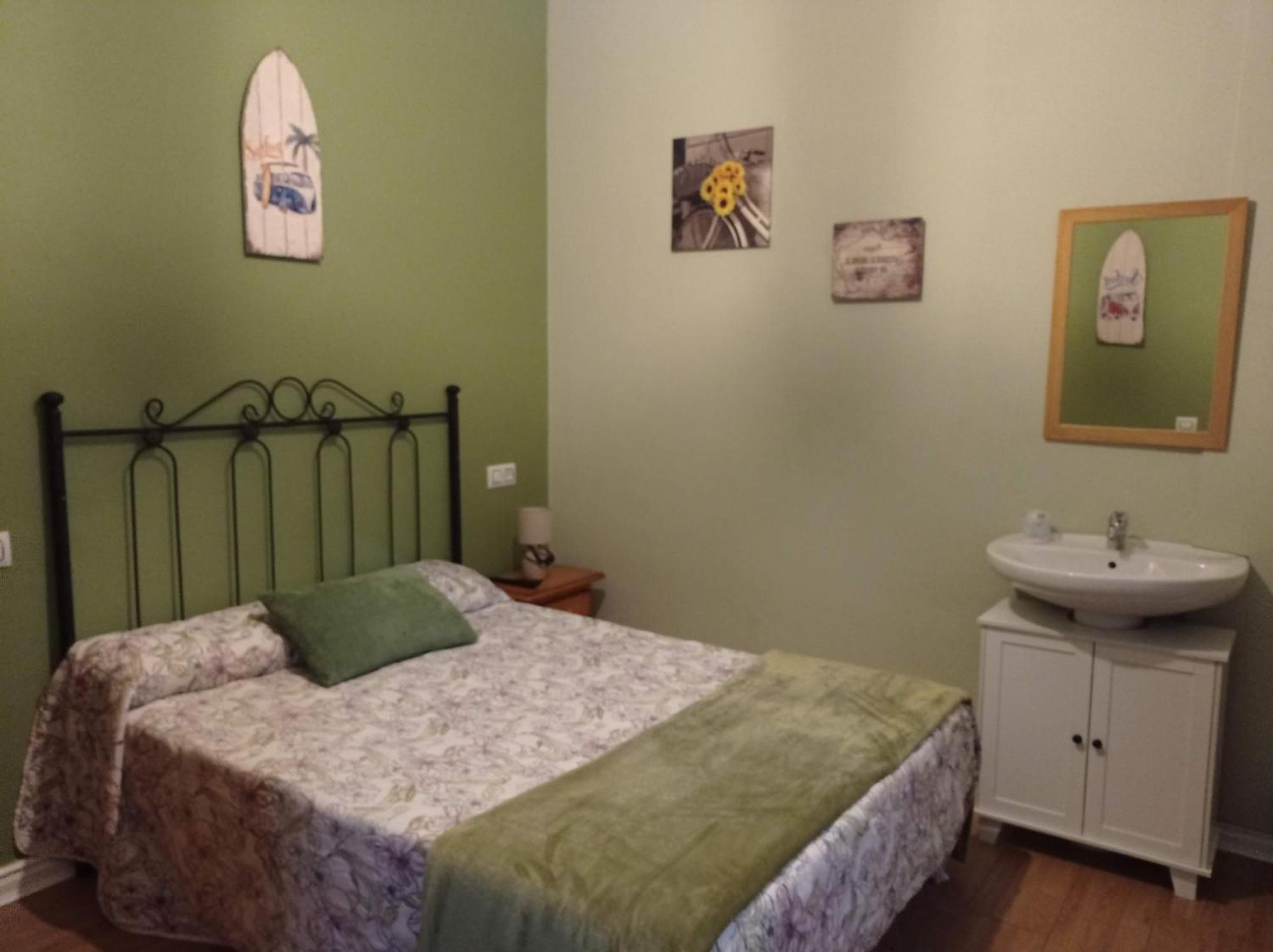 Hospedaje Don Pelayo Gijon Ruang foto
